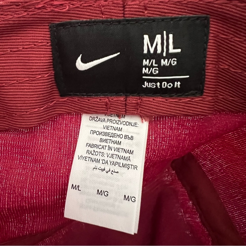 ✔️NWT✔️ NIKE NRG Solo Swoosh Bucket Hat - Picture 4 of 5